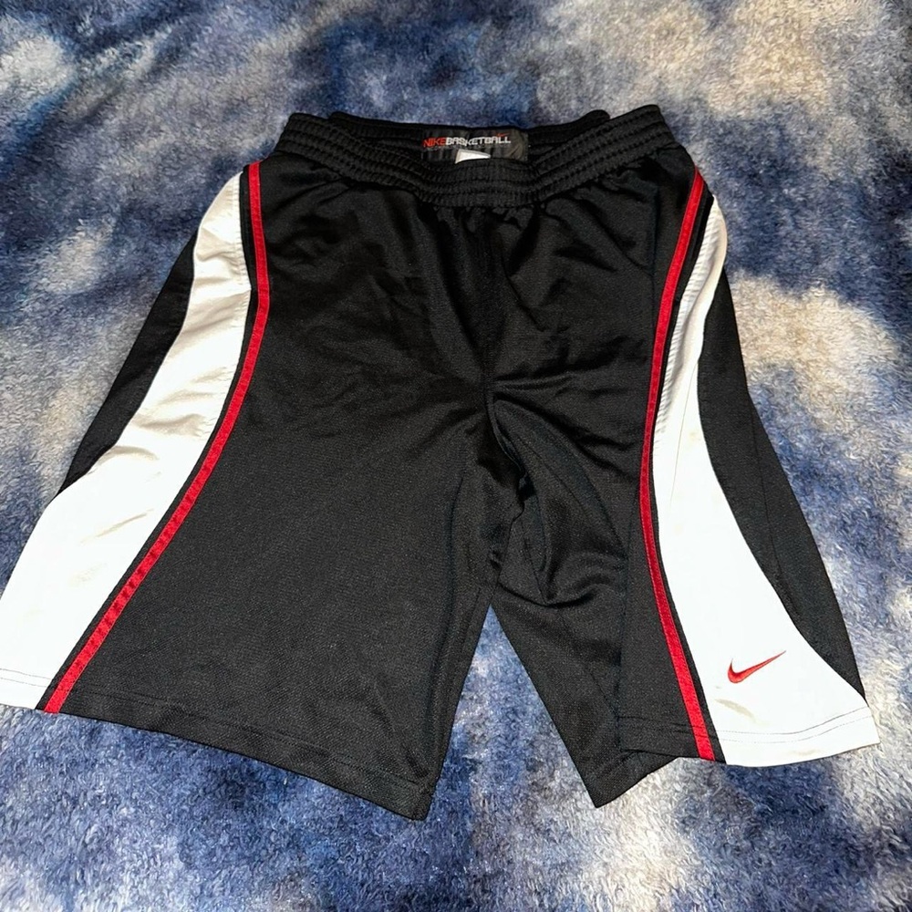 Nike Grey tag Y2K basketball shorts in a dope black, red, white color scheme